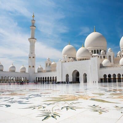 Abu Dhabi Private Sightseeing Tour with a Professional Driver
