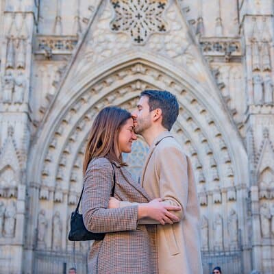 Barcelona: Professional Photoshoot at Gothic Quarter 4