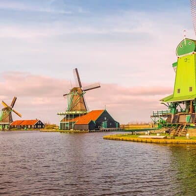 Private Tour to Zaanse Schans + Giethoorn with renting boat 2