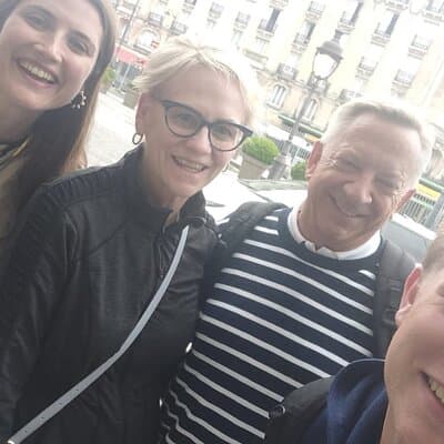 Private Tour with Tickets to the Louvre Museum & Crepes 4