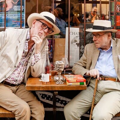 Unique Montmartre photo tour with VOGUE photographer 5