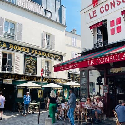 Unique Montmartre photo tour with VOGUE photographer 3