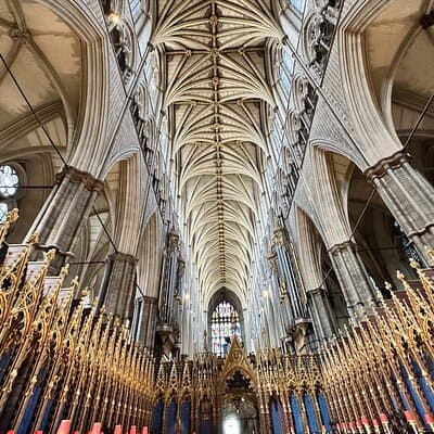 Skip-the-line London Westminster Abbey and City of Westminster Kid-Friendly Tour 4