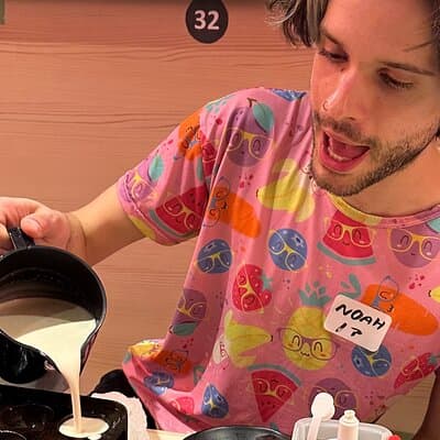 Takoyaki Party & Shinjuku Night Tour in Tokyo ※Unlimited Drinks 2