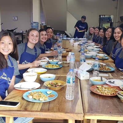 Thai Cooking Class Bangkok: Choose 5 Dishes + Market Tour 3