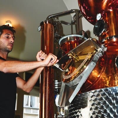 Guided Tour and Tasting at the Distillerie Baccae Paris