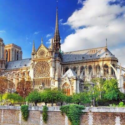 The Best Private Paris Tour with a Car, Tour Guide and Pick up