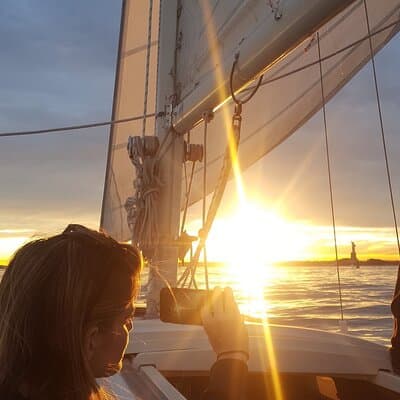 2-Hours Barcelona Sunset Sailing Tour 3