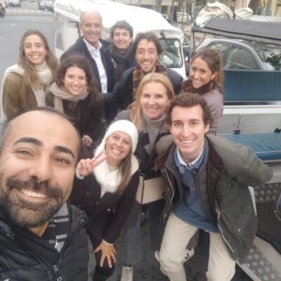 Explore Lisbon aboard our fun tuk tuk 5