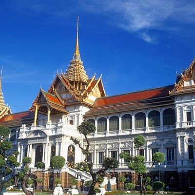 Thai PRIVATE Tour Guide 4