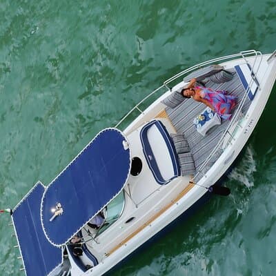 2Hours and 30Minute Private Boat Tour in Dubai 2