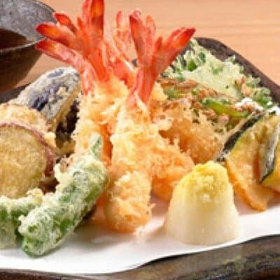 Small Group Sushi roll and Tempura Cooking Class in Nakano 2
