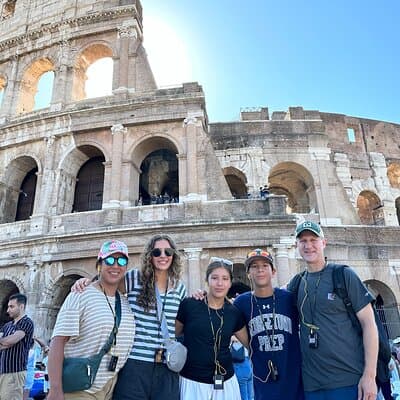Kid-Friendly Private Tour of the Colosseum & Roman Forum 4