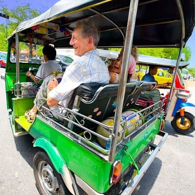 Explore Culture of Bangkok with Private Guide and Customized Tour 4