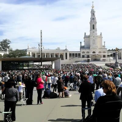 Pilgrimage to Fatima from Lisbon : Sanctuary and Basilica