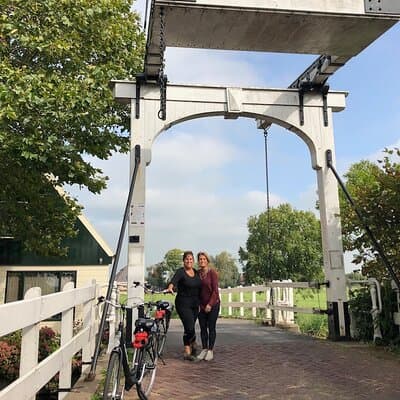 Windmill, Dairy Farms & Countryside Electric Bike Tour 5