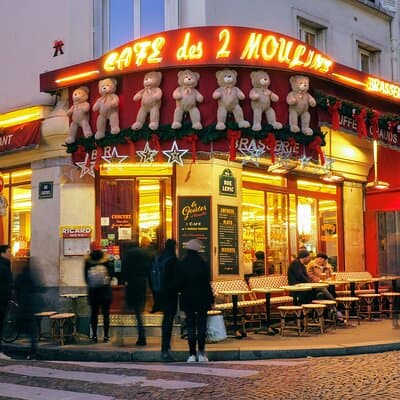 Iconic Amelie Movie Locations - Private Tour with Friendly Guide 2