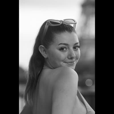 PARIS PHOTO - Joyful stroll for a Private Professional Shoot 3