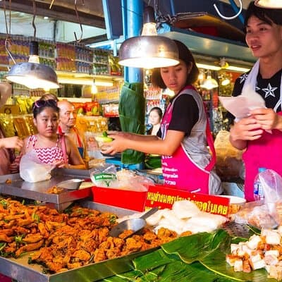 Damnoen Floating Market Half-Day Tour 4