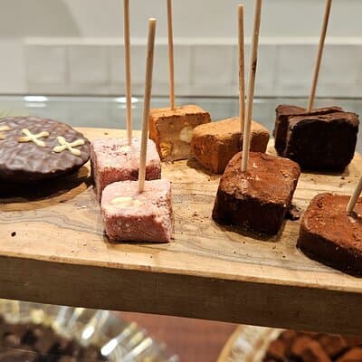 2 hour food tasting Tour in Amsterdam Group Tour 3