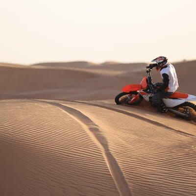1-Hour KTM 450CC Dirt bike Desert Adventure Tours in Dubai 5