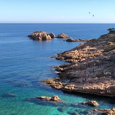 Cadaqués/Begur Private Luxury Tour Costa Brava by Mercedes Vogue