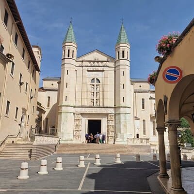 Saint Rita of Cascia and Roccaporena Private Day Tour from Rome