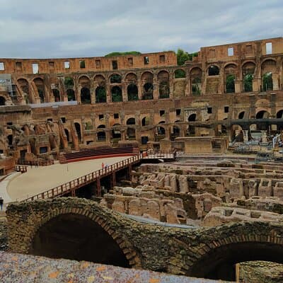 Subterráneos del Coliseo, Arena, Foro y Palatino: Tour Exclusivo 4