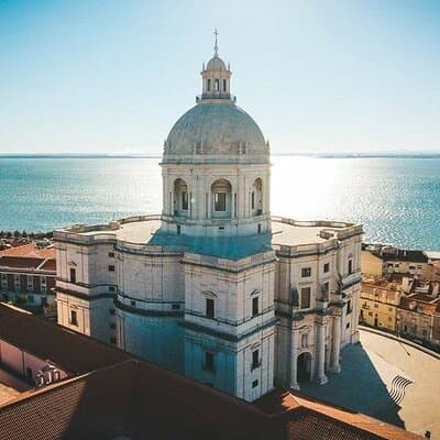 All Lisbon by Tuktuking 3 Hours