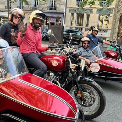 Paris Highlights: Private Sidecar Tour 4