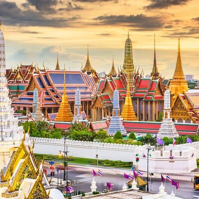 Grand Palace, Wat Pho and Wat Arun by Tuk Tuk 5