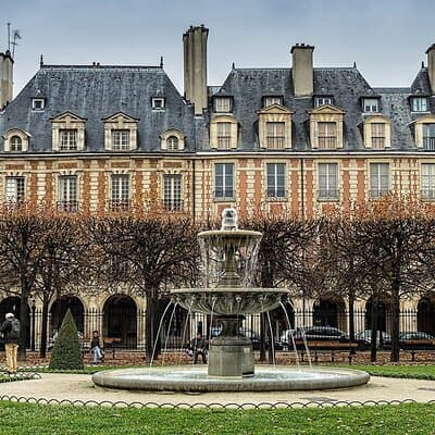 Paris, je t’aime Movie Locations Private Tour in Paris 3