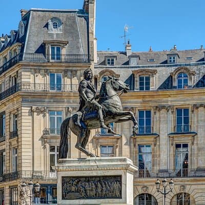Paris, je t’aime Movie Locations Private Tour in Paris