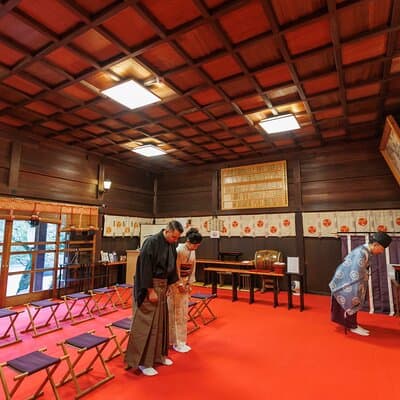 Kimono Photo Session Experience Japanese Culture Inside a Shrine 2