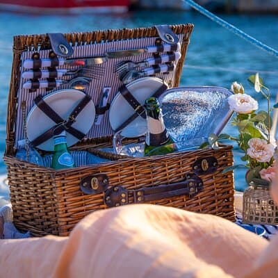 Barcelona Private Romantic Sailing Tour