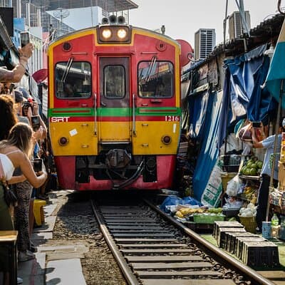 Railway Market, Floating Market and Ayutthaya (Premium Service) 2