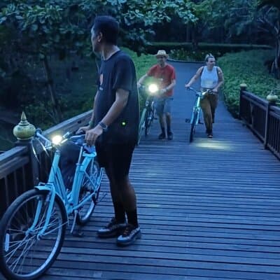 Bamboo Bicycle Tour in twilight: watch dancing Fireflies in Bangkok 5
