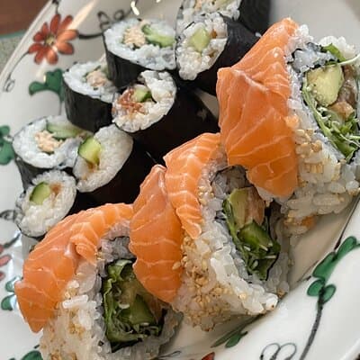 Small Group Sushi roll and Tempura Cooking Class in Nakano 4