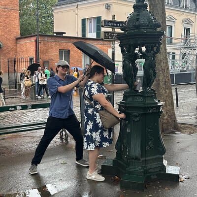 Private Paris tour By Minivan, private guide, Champagne(optional) 3