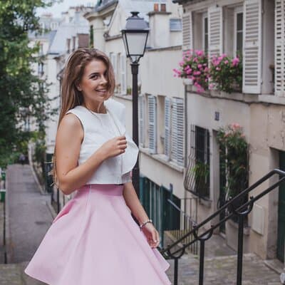 Iconic Paris - private photo shoot in the streets of Montmartre 5