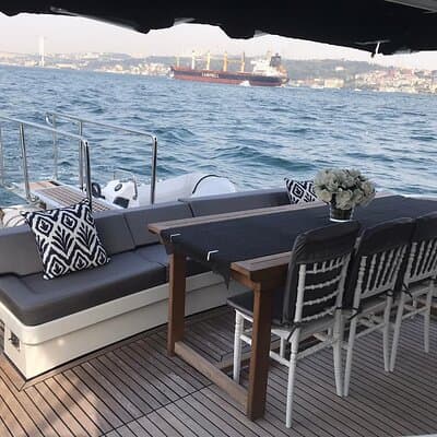 Istanbul Guided Dolmabahçe Palace and Sunset Bosphorus Tour 3