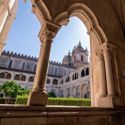 Private, Historical Route: Óbidos, Nazaré, Alcobaça and Batalha. 2