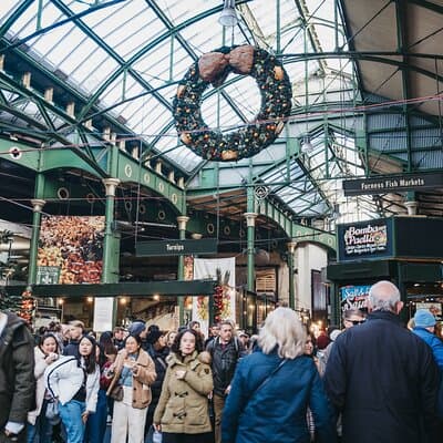 Christmas Delights: Festive Tea & Doughnuts at Borough Market 2