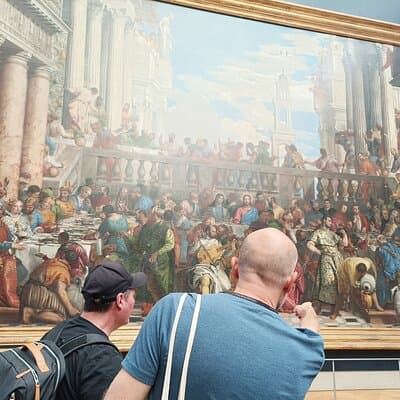 Best of Louvre Museum Private Guided Tour in Paris