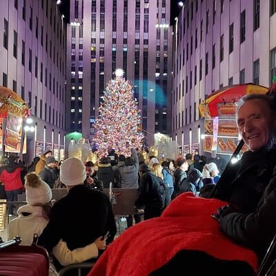 Private Christmas Lights Horse Carriage Tour In New York City 3