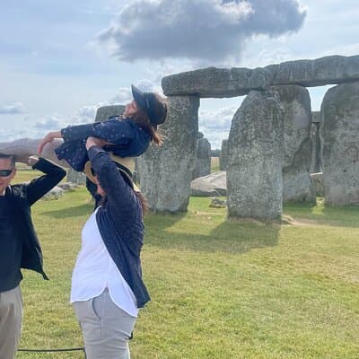 Private Tour to Stonehenge, Bath and The Cotswolds 4