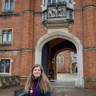 Private Guided Tour Secrets of the Six Wives Hampton Court Palace 3