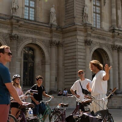 Explore Paris Highlights by Bike 2