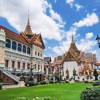 Grand Palace & Wat Phra Kaew Walking Tour with Professional Guide 4