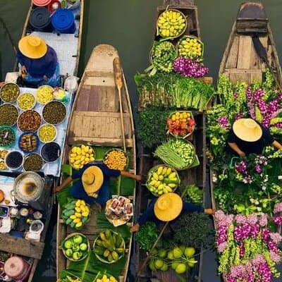 Small Group Railway Market and Floating Market 2